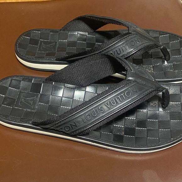 Louis Vuitton Checkered Black Flip-Flops